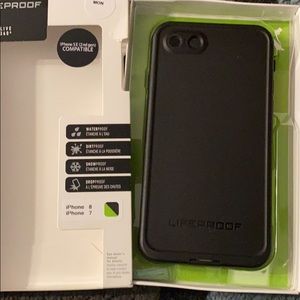 Lifeproof FRE iPhone 7/8 and 2nd generation SE NEW